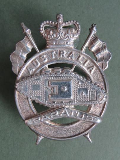 Australia Army 1953-1960's 1st Armoured Regiment Cap Badge