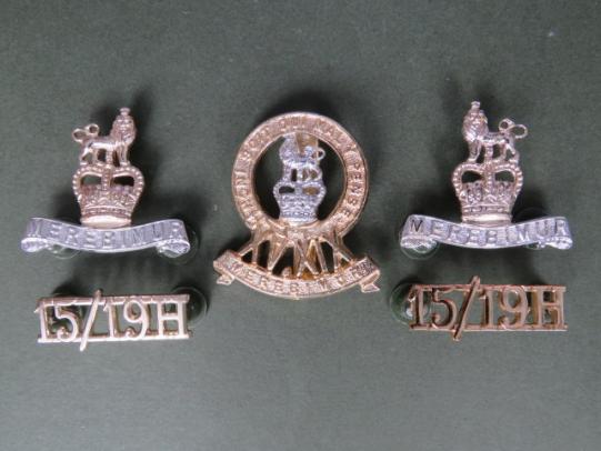 British Army 15th/19th The King's Royal Hussars Cap Badge, Collars and Shoulder Titles