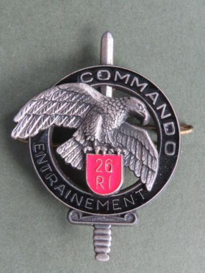 France C.E.C.26th Infantry Regiment COMMANDO ENTRAINEMENT Pocket Crest