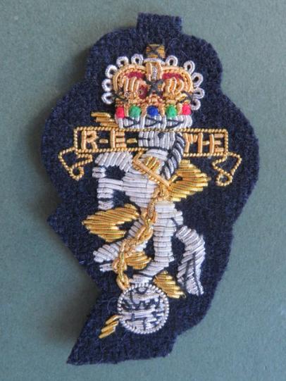 British Army The Royal Electrical & Mechanical Engineers Officer's Beret Badge