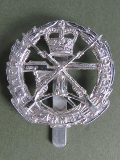 British Army Small Arms School Corps Cap Badge