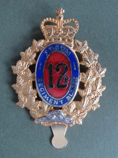 Canada Army 12e Regiment Blinde Du Canada Cap Badge