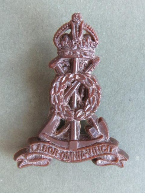 British Army WW2 Pioneer Corps Cap Badge