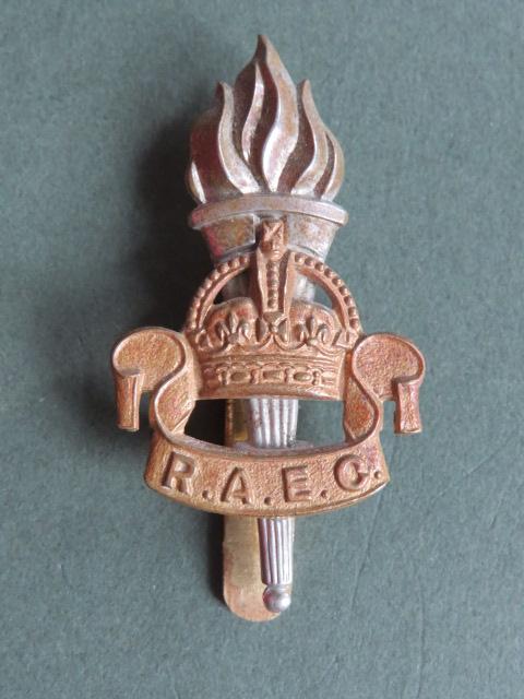 British Army Royal Army Education Corps Cap Badge