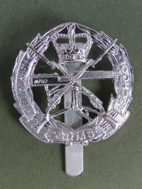 British Army Small Arms School Corps Cap Badge