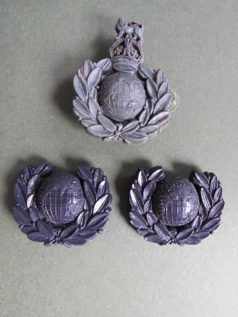 Royal Marines WW2 Economy Cap Badge & Collar Badges