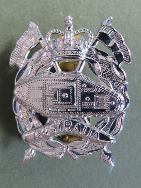 Australia Army Royal Australian Armoured Corps Cap Badge