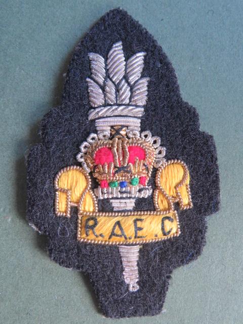 British Army The Royal Army Education Corps Officers' Beret Badge