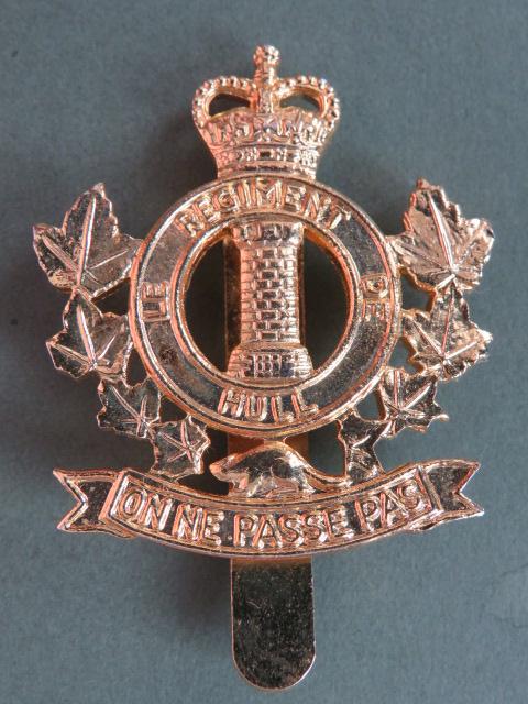 Canada Army The Le Regiment De Hull (RCAC) Cap Badge