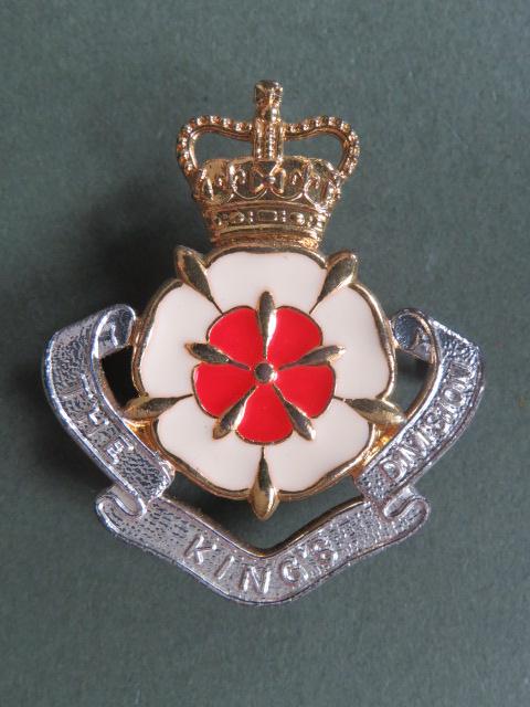 British Army Waterloo & Normandy Band's of The King's Division Cap Badge