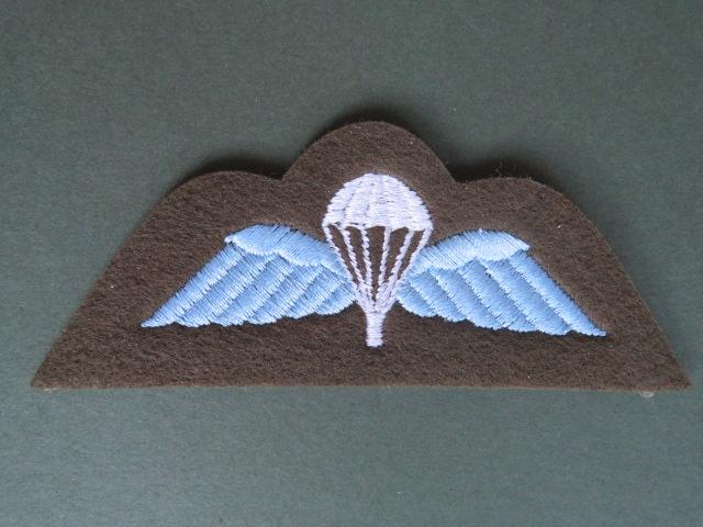 Great Britain Army Current Issue Parachute Wings